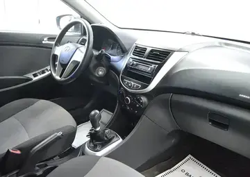Hyundai Solaris Вид 5