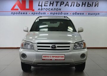 Toyota Highlander Вид 2